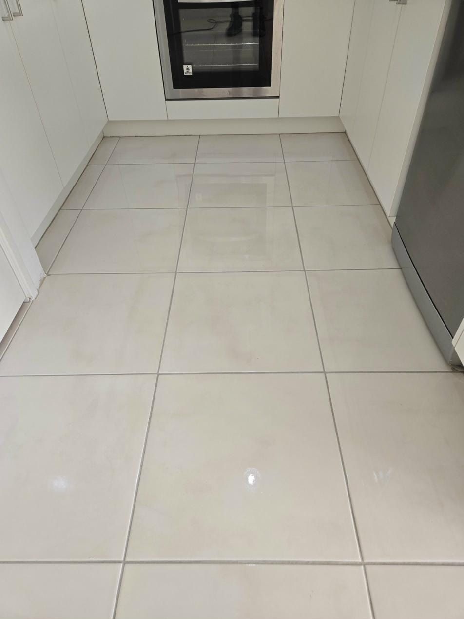 Tile and grout after professional cleaning